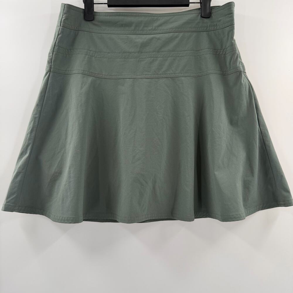 Athleta Womens Skirt Size 10 Green Athletic Athleisure Wear Built In Shorts
